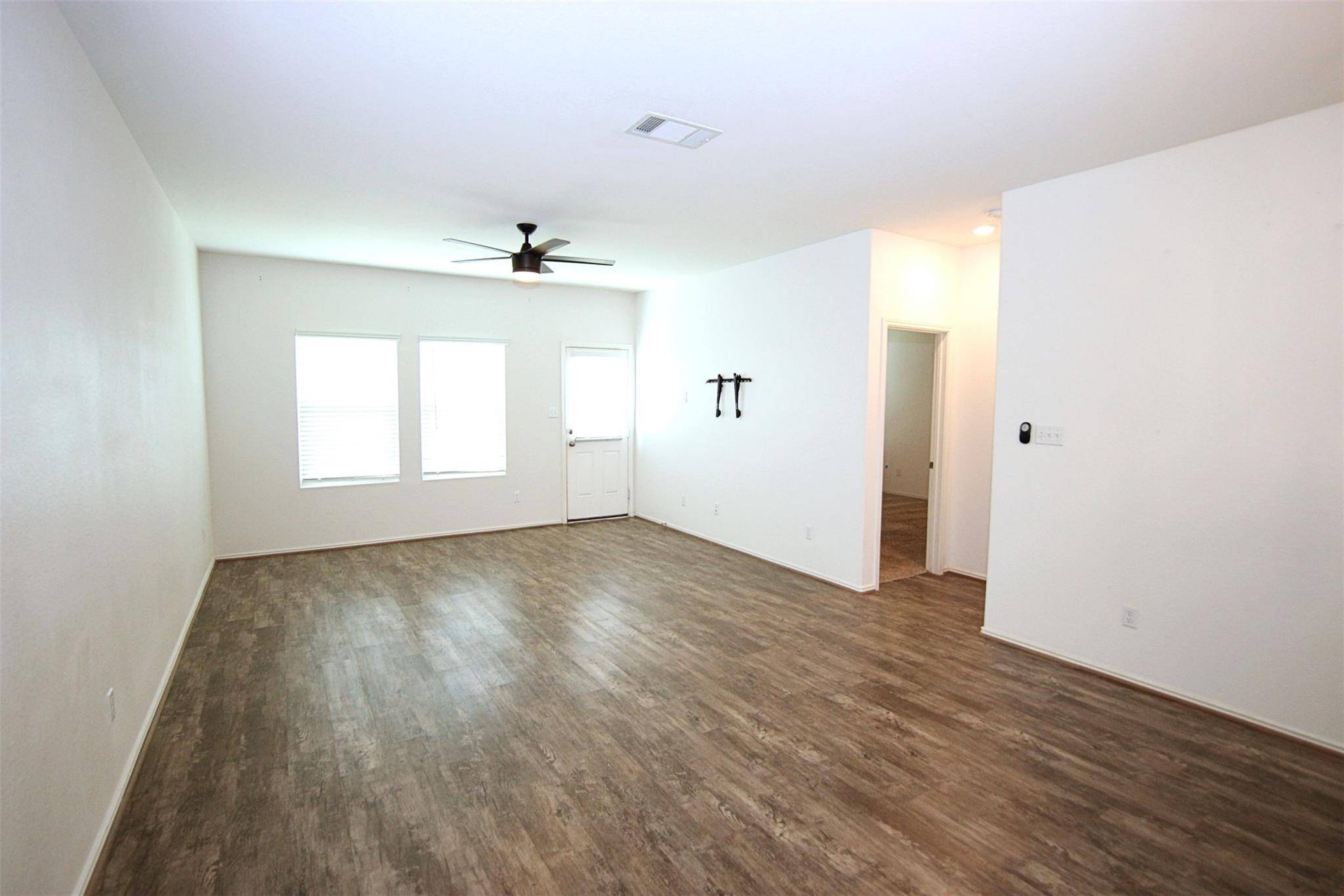 299 Emerald Green TRL, Buda, TX 78610