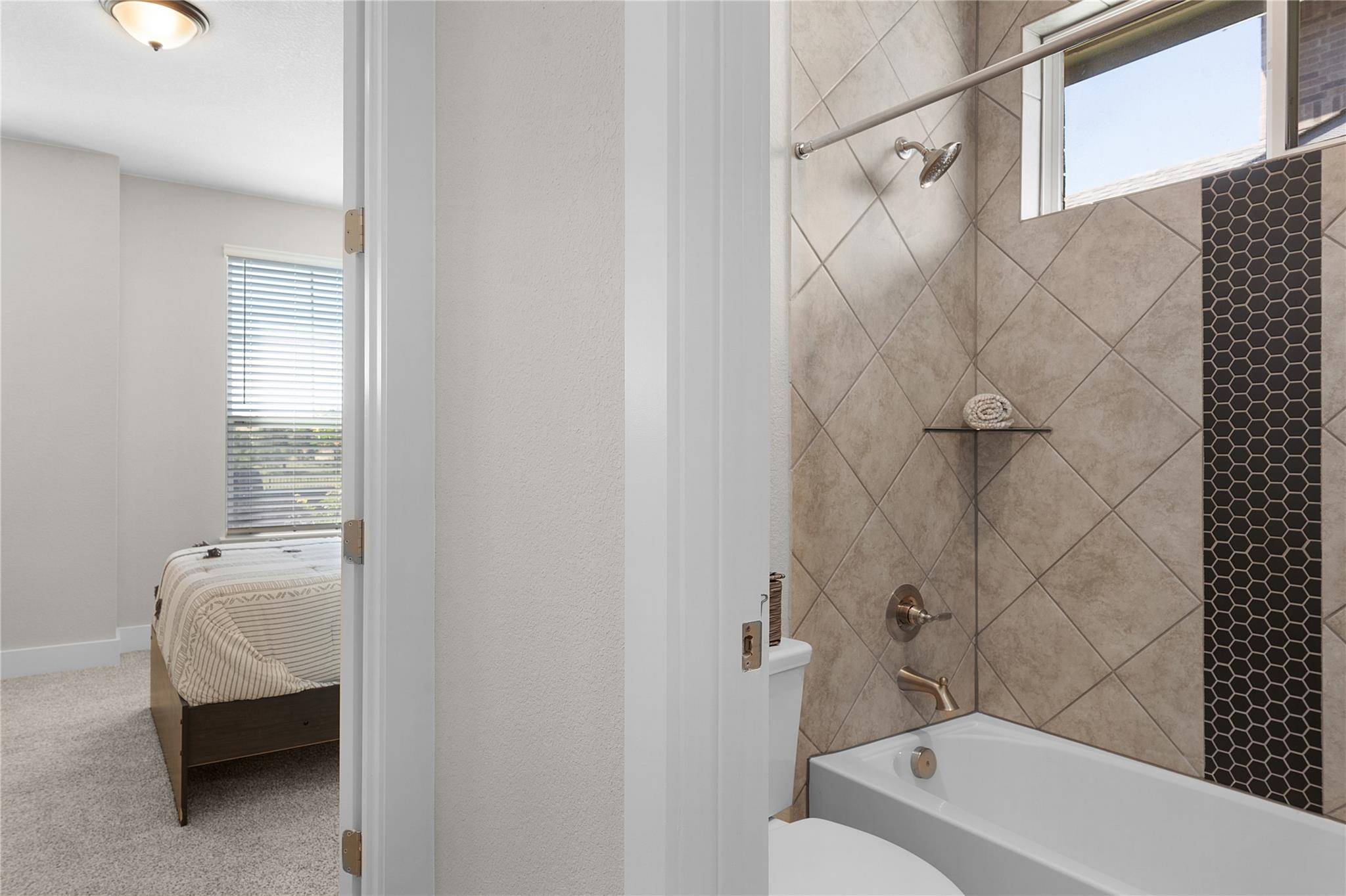 329 Ridgewell LOOP, Georgetown, TX 78633