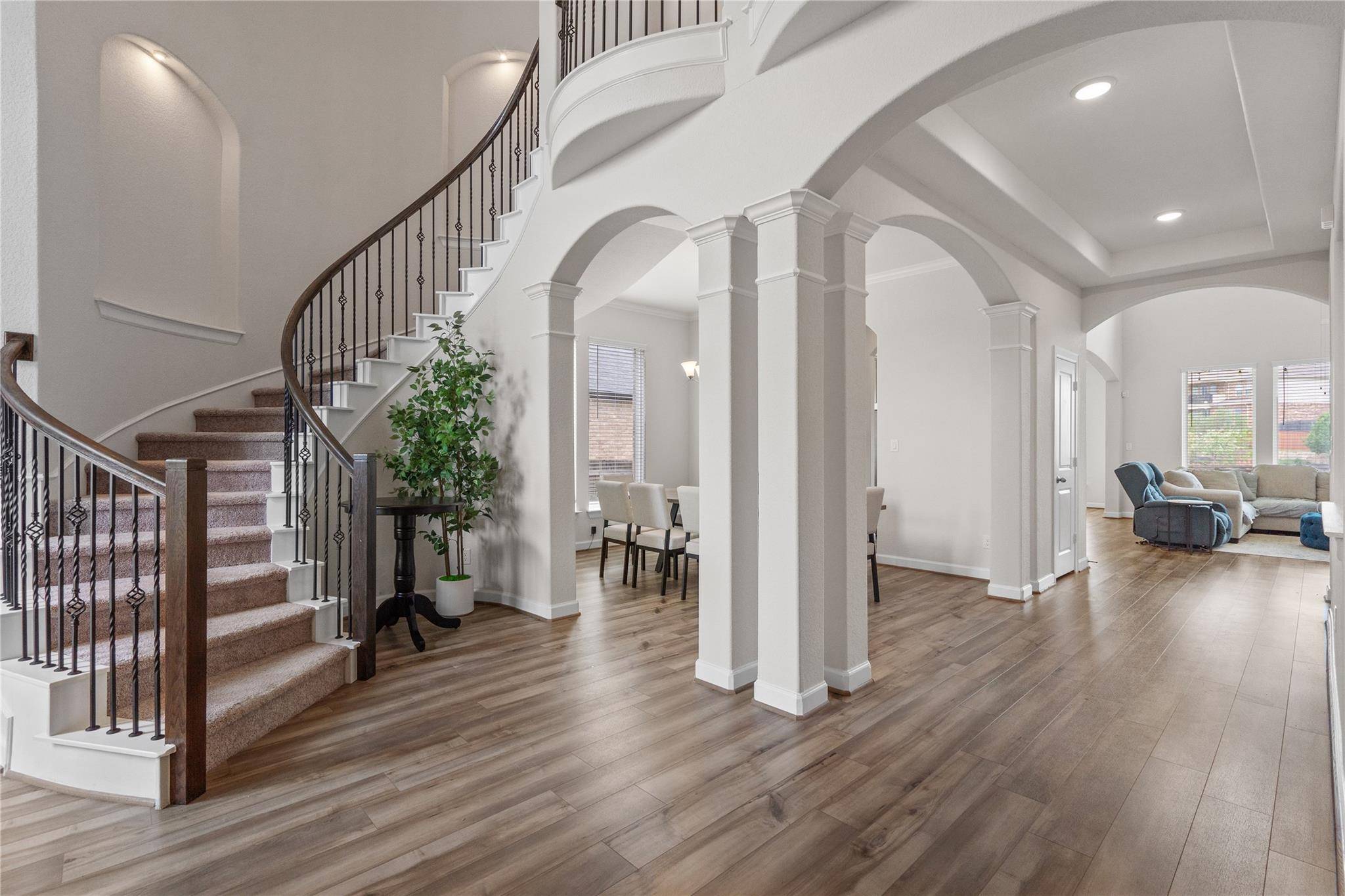 130 Wild Pecan LOOP, Buda, TX 78610