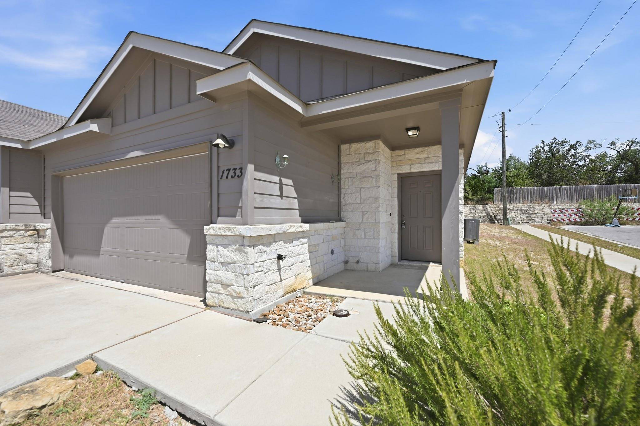 1733 Davidson Ranch DR, Georgetown, TX 78626