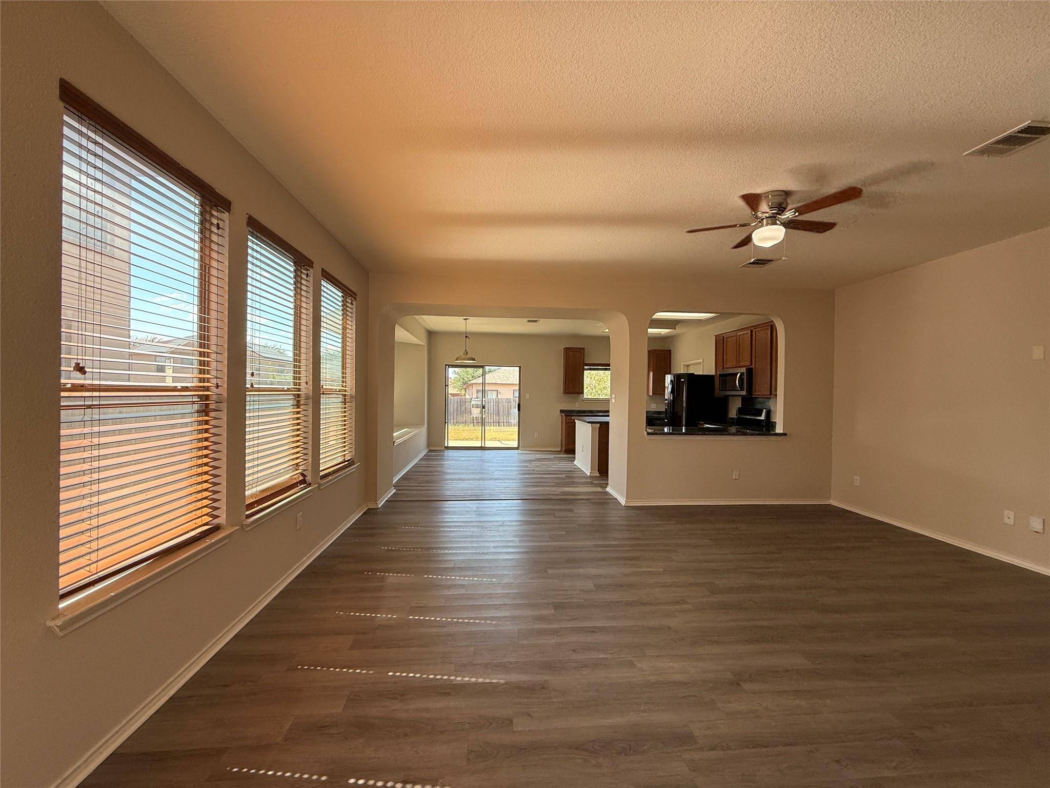 1722 E Mesa Park CV, Round Rock, TX 78664