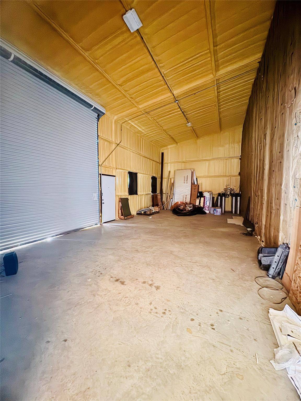 12500 S US Hwy 183 #B, Luling, TX 78648