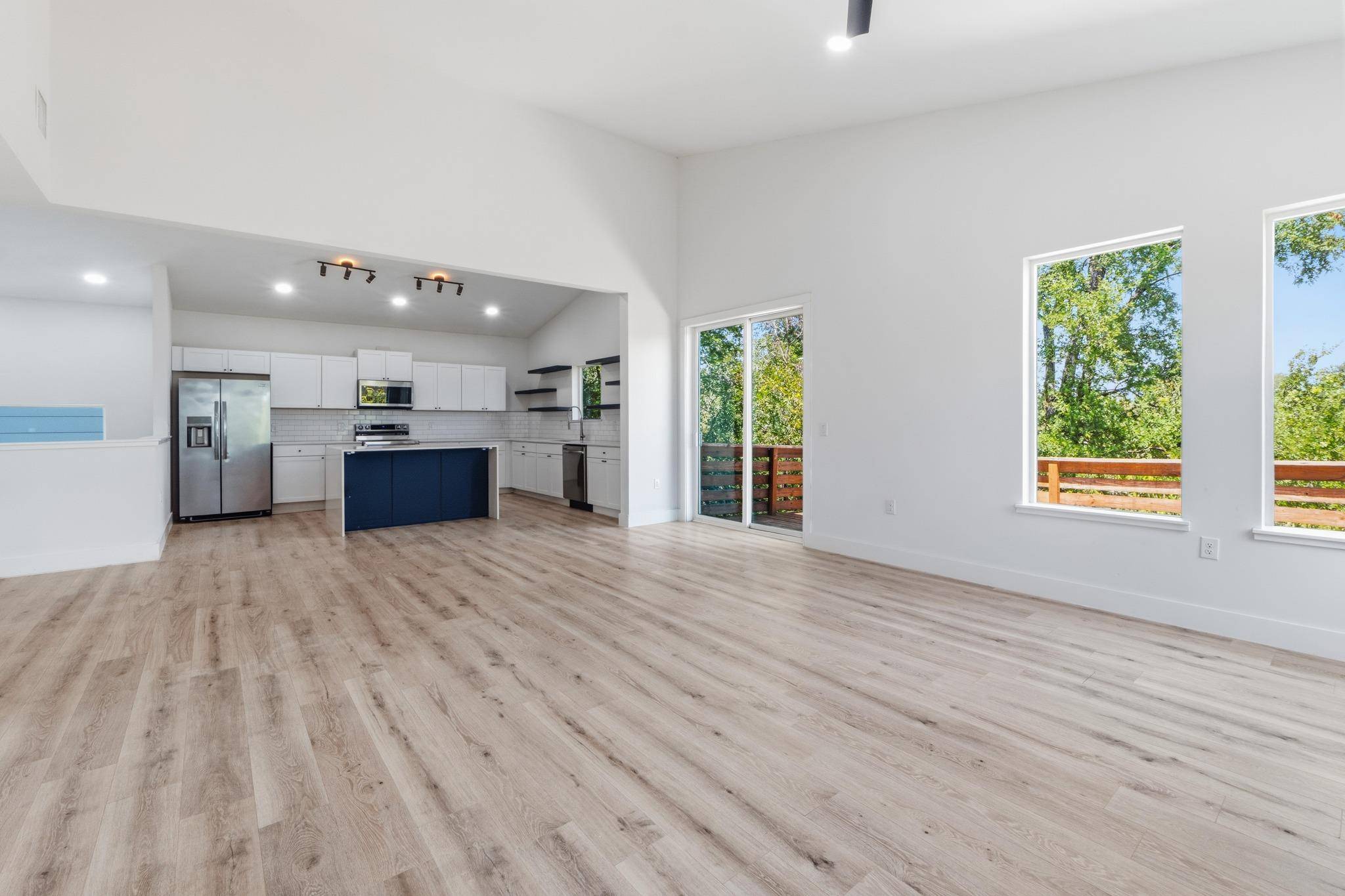 5010 Baker ST, Austin, TX 78721