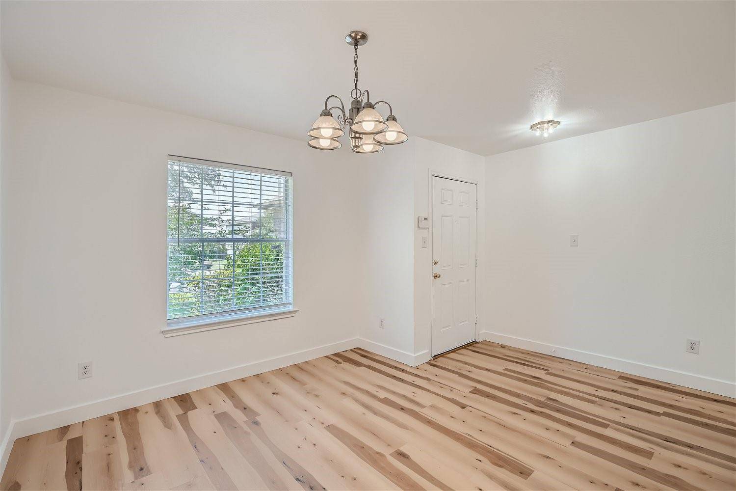 328 Prairie Verbena DR, Kyle, TX 78640
