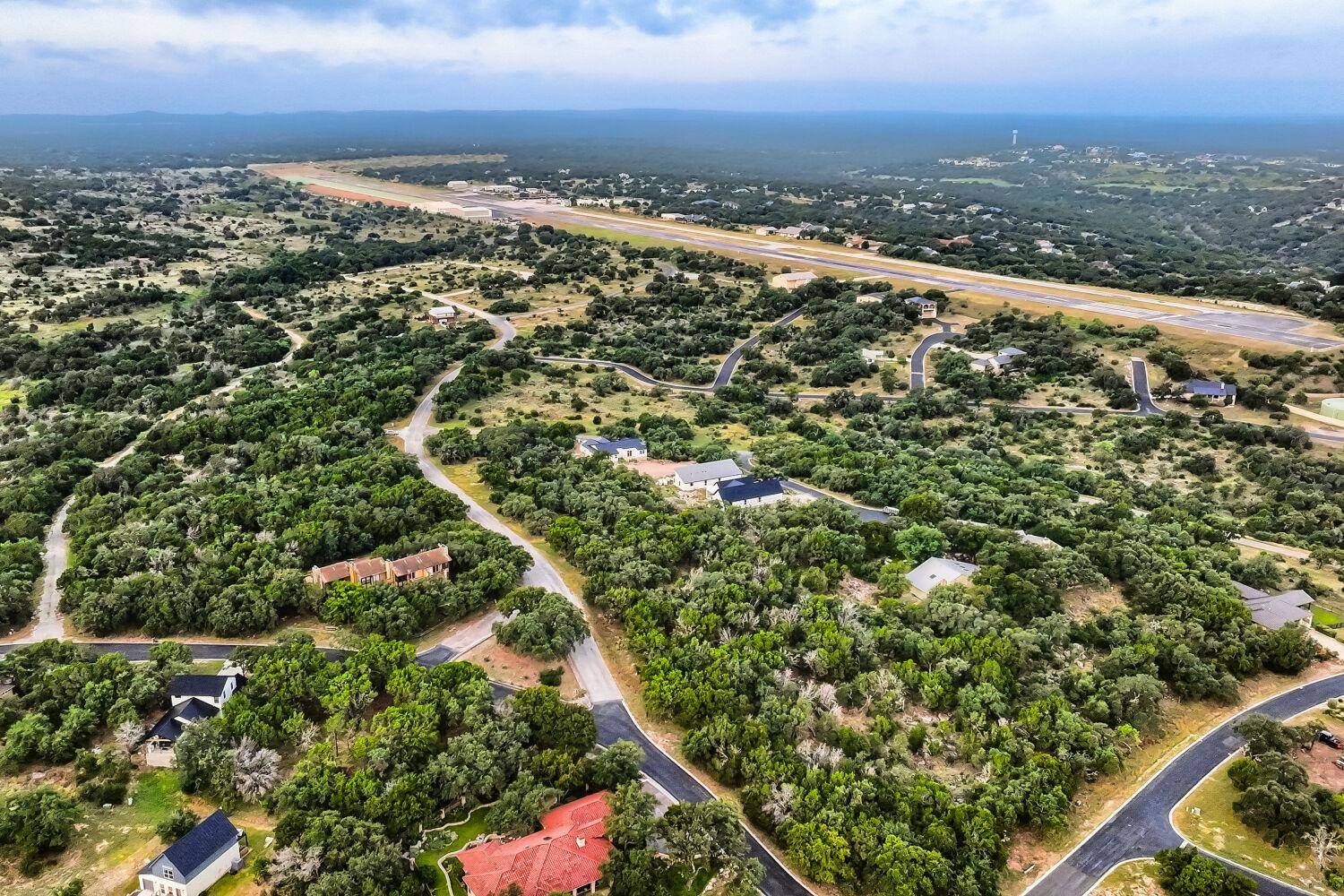 900 Cheyenne ST, Horseshoe Bay, TX 78657