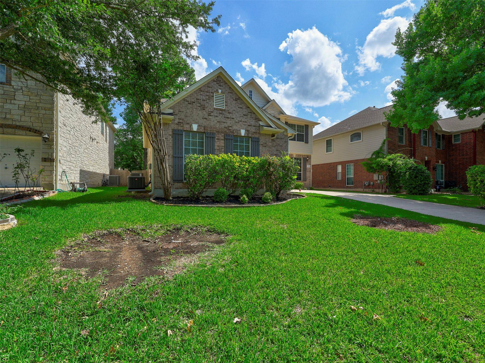 1554 Homewood CIR, Round Rock, TX 78665