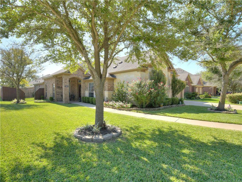1600 Augusta Bend DR, Hutto, TX 78634