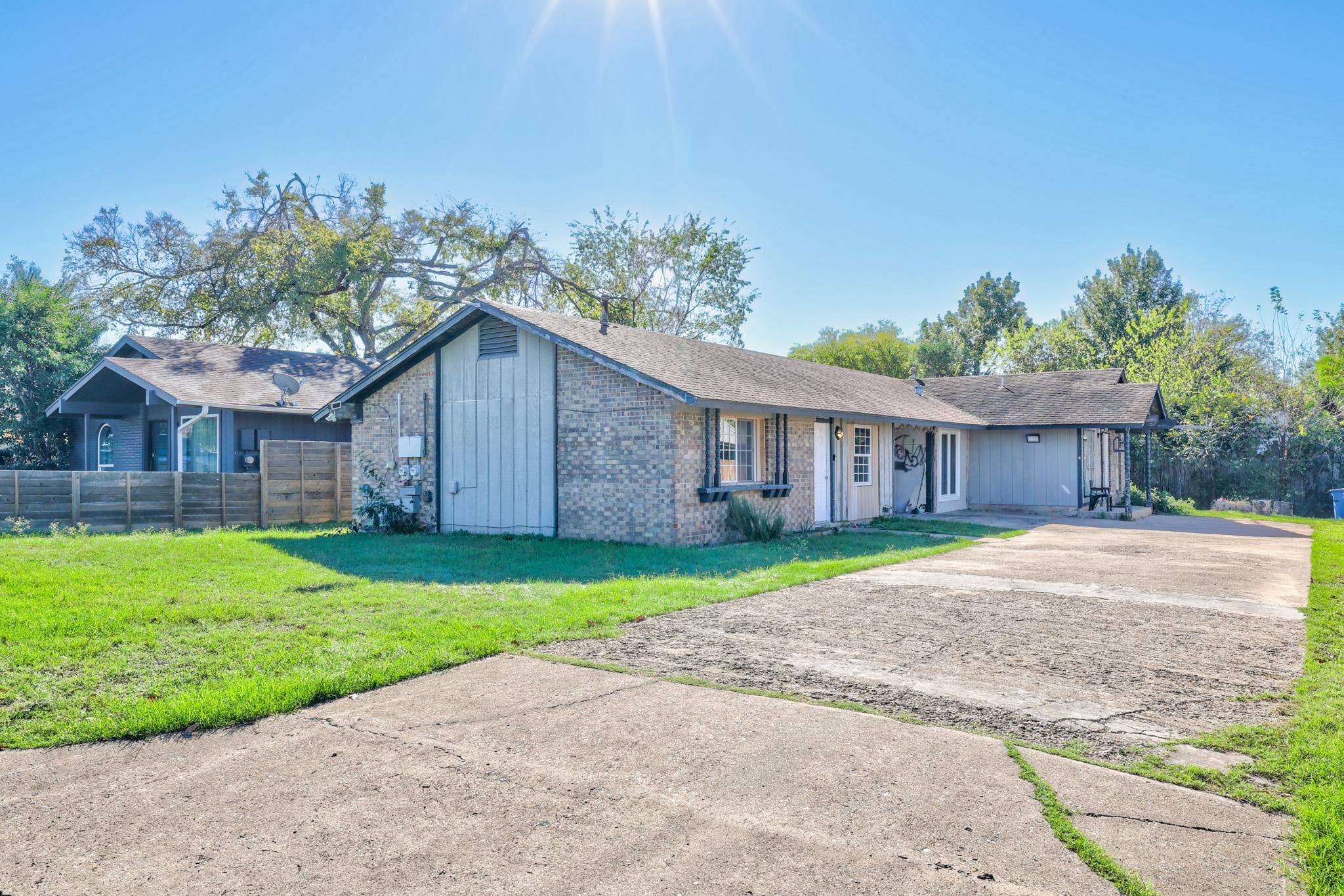 205 Liverpool DR, Austin, TX 78745