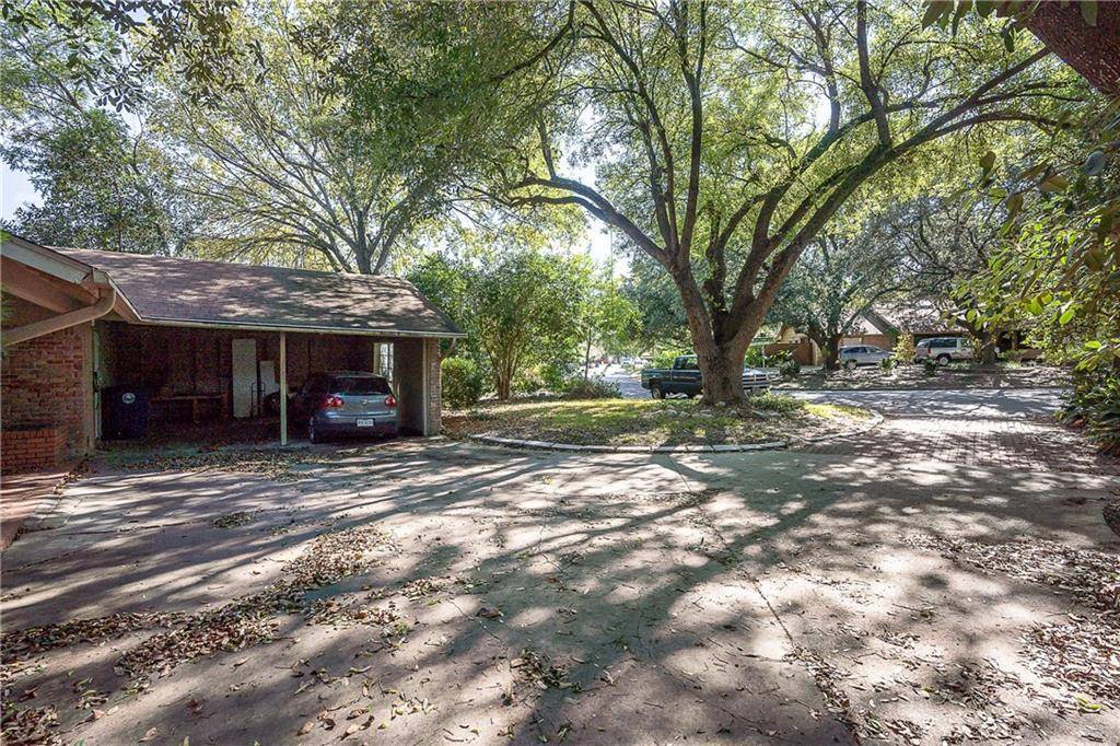 9104 Quail Creek DR #A, Austin, TX 78758