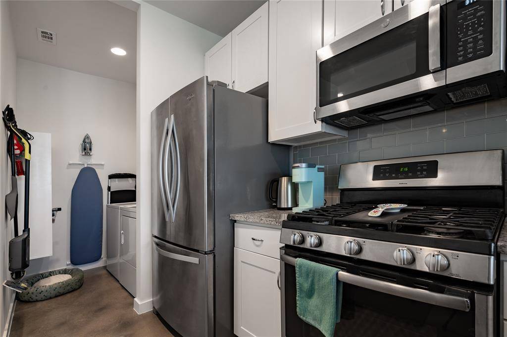 4702 Leslie Ave #A, Austin, TX 78721