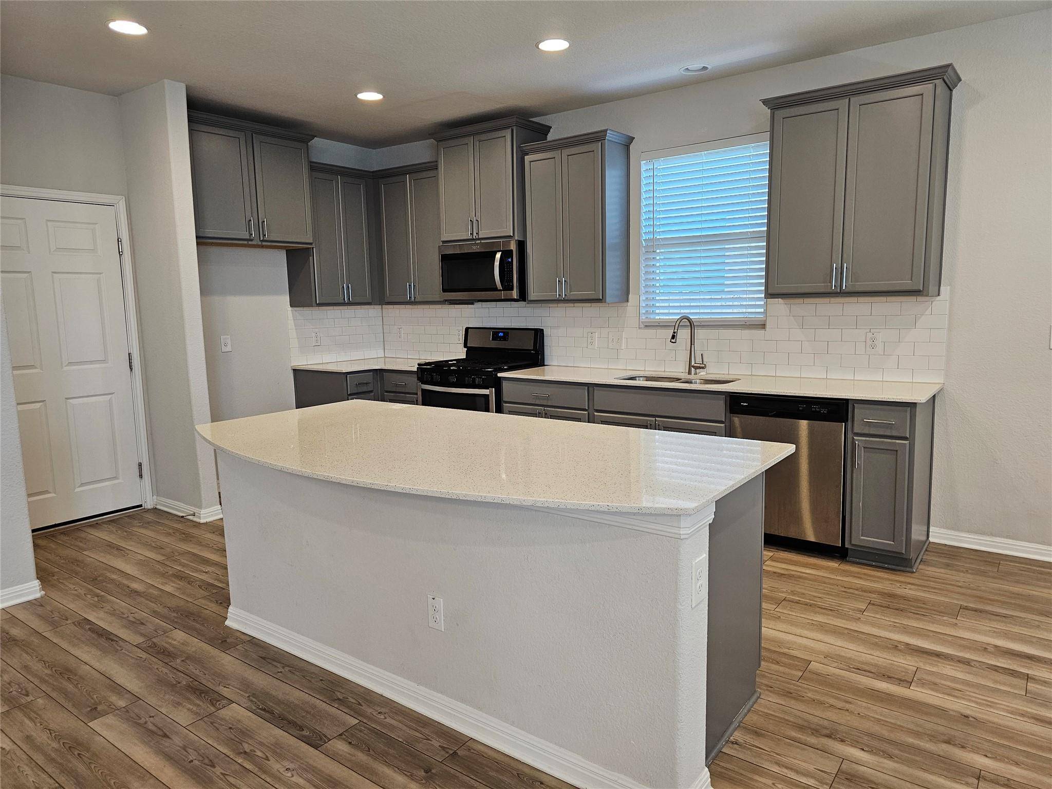 128 Munk LN, Leander, TX 78641