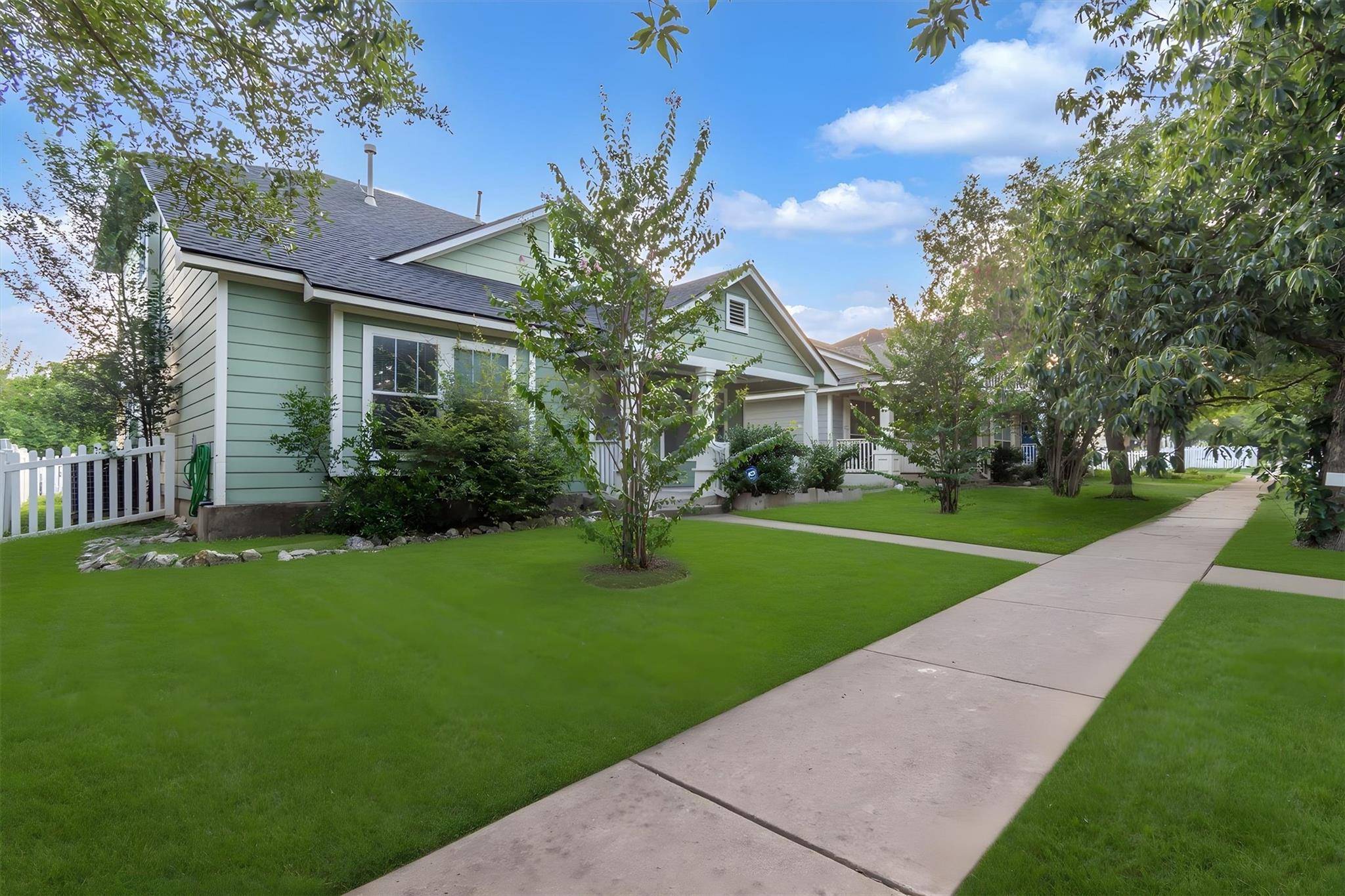 627 Scheel RD, Kyle, TX 78640