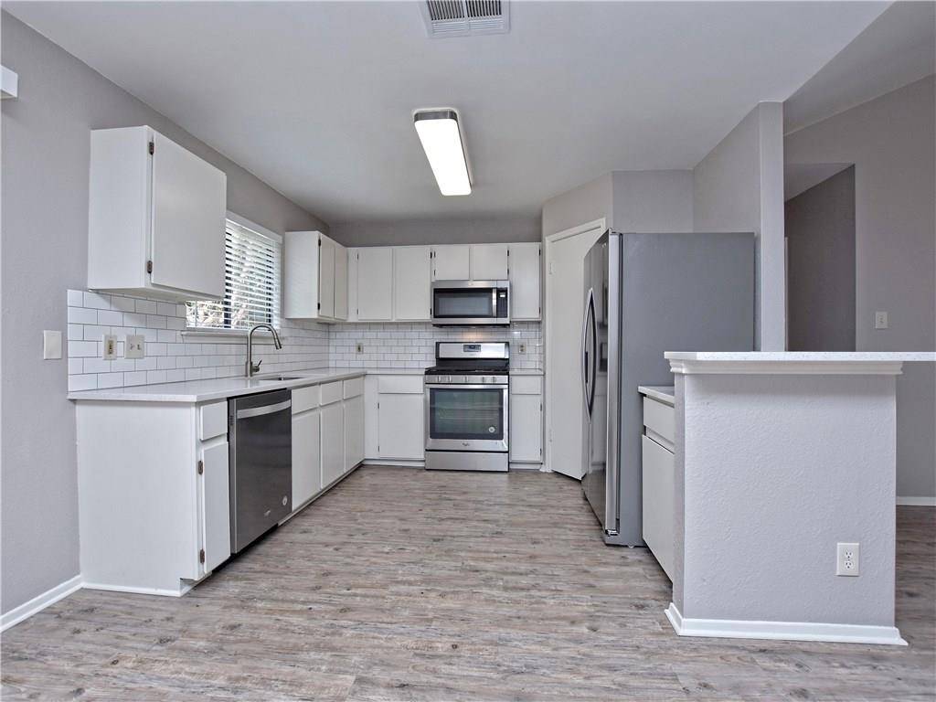 802 Primrose LN, Cedar Park, TX 78613