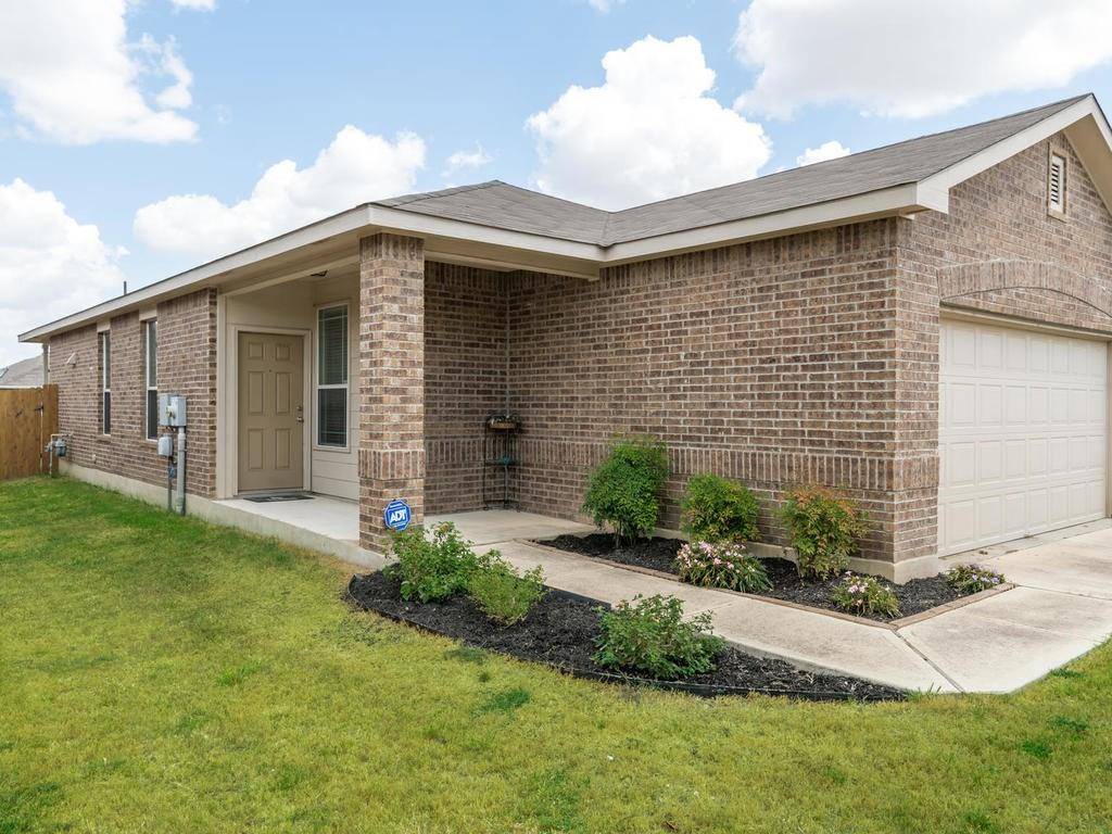 170 Dandy DR, Buda, TX 78610