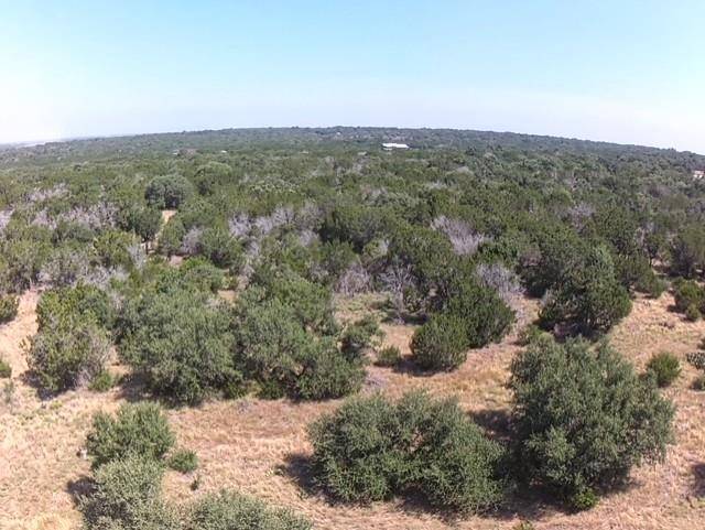 2 Pecan 2 RD, Florence, TX 76527
