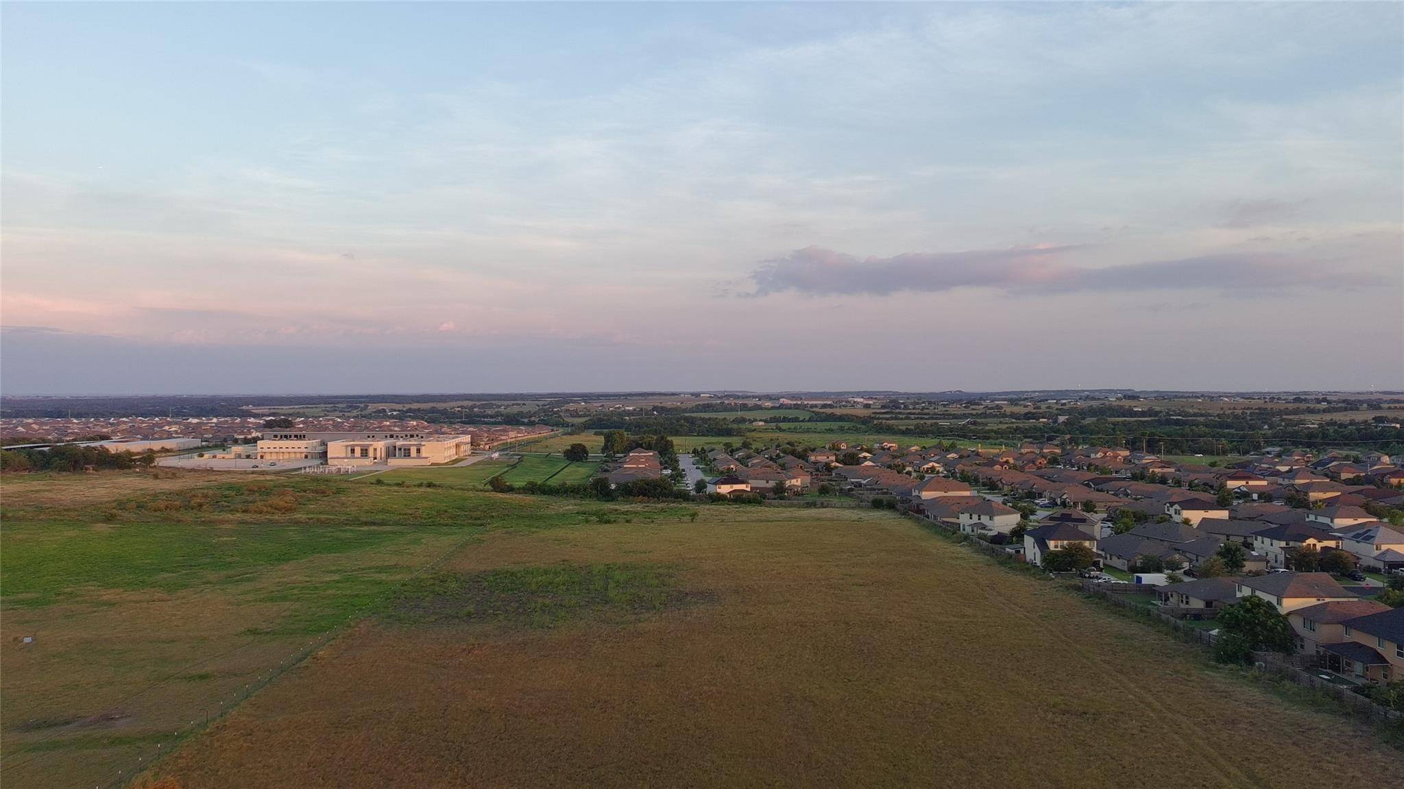 1100 County Road 313, Jarrell, TX 76537