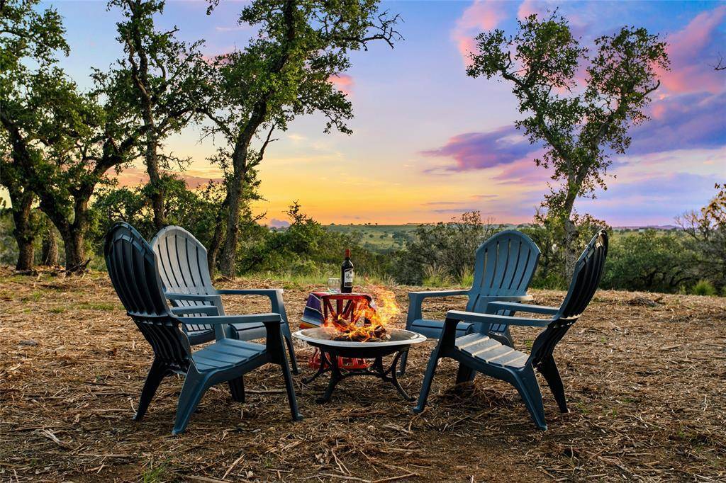 Lot 9 Stanton RD, Johnson City, TX 78636