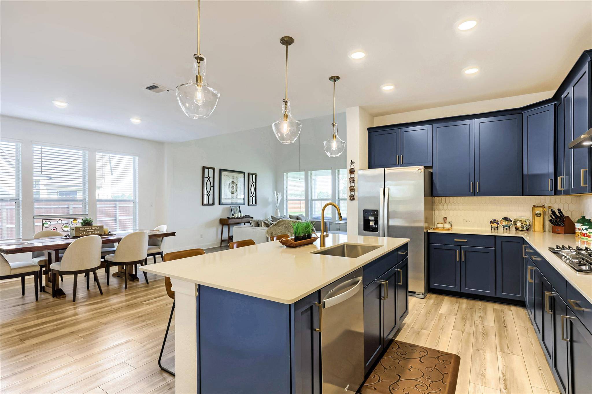 237 Redonda DR, Liberty Hill, TX 78642