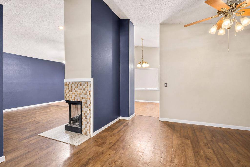 8538 Marathon DR, Universal City, TX 78148