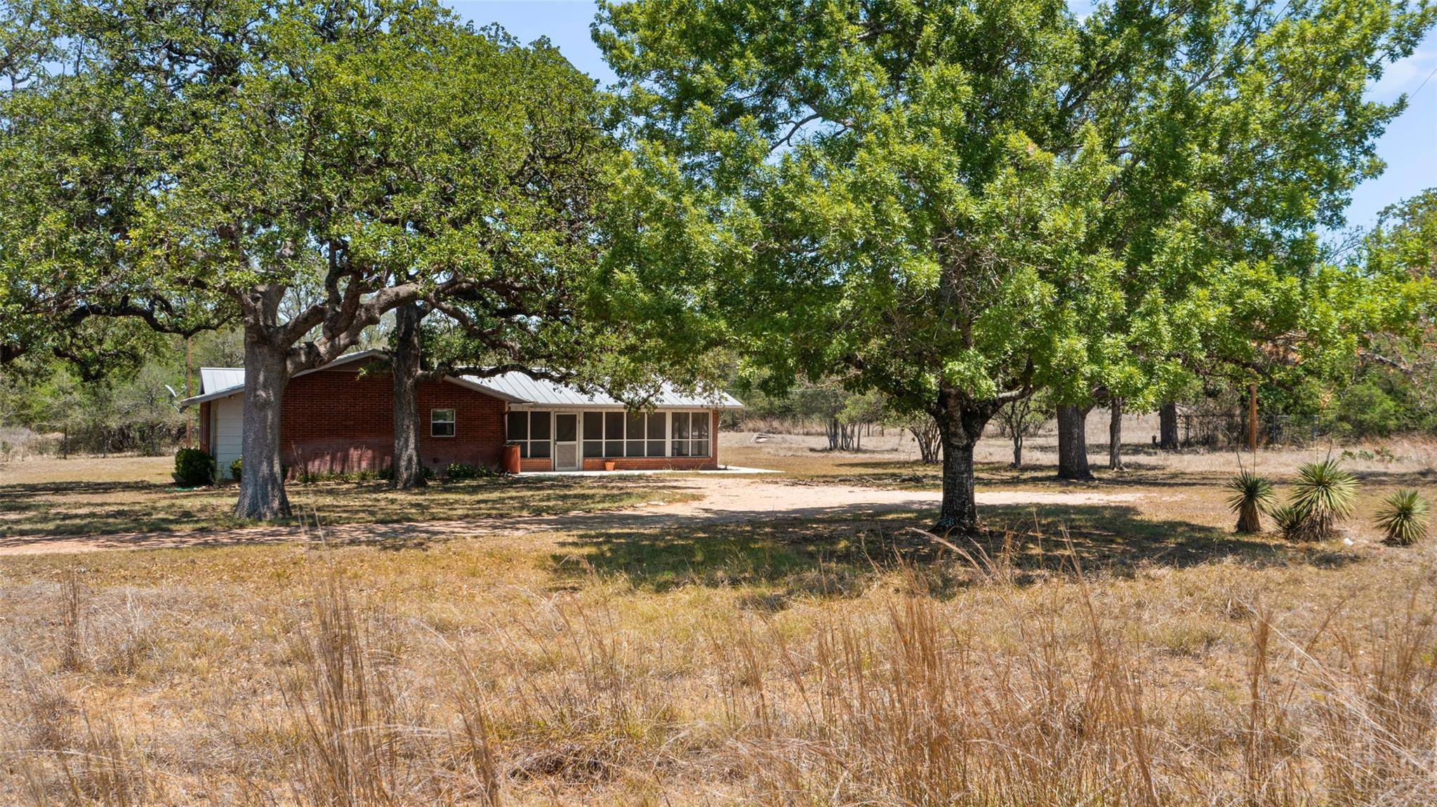 2942 Ranch Road 2766, Johnson City, TX 78636