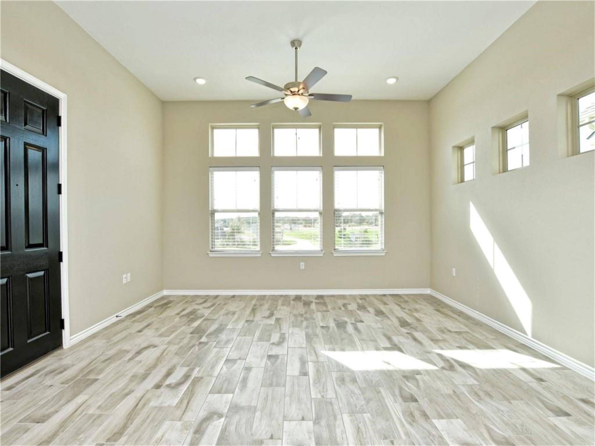 109 Harborside DR #101, San Marcos, TX 78666