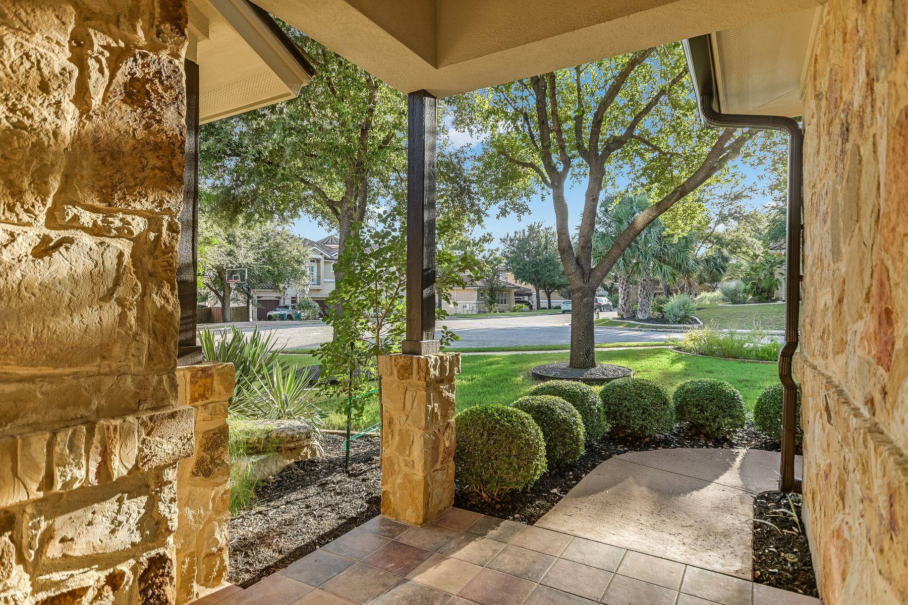 505 Horseback HOLW, Austin, TX 78732