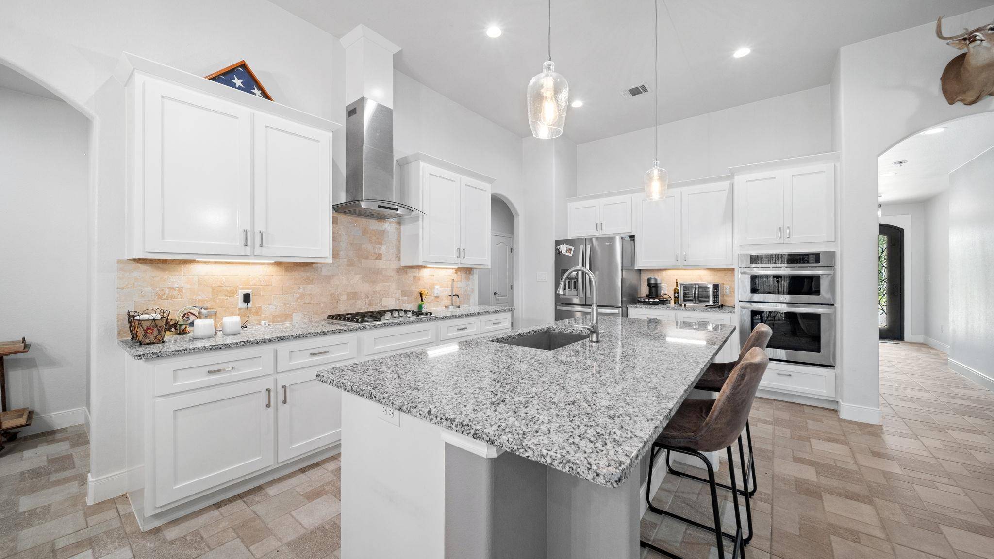 351 Firework LN, Giddings, TX 78942