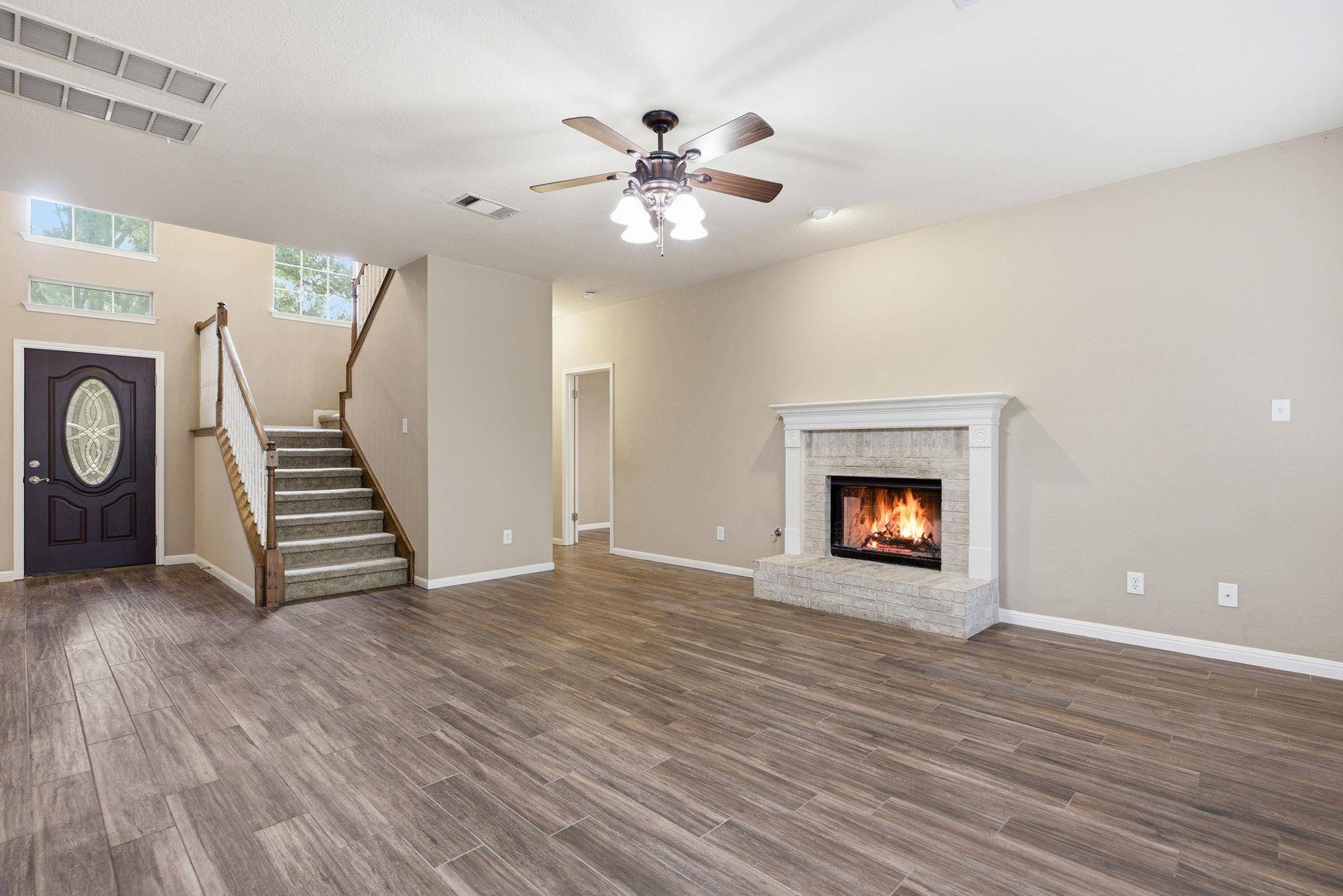 2021 Woodglen DR, Round Rock, TX 78681