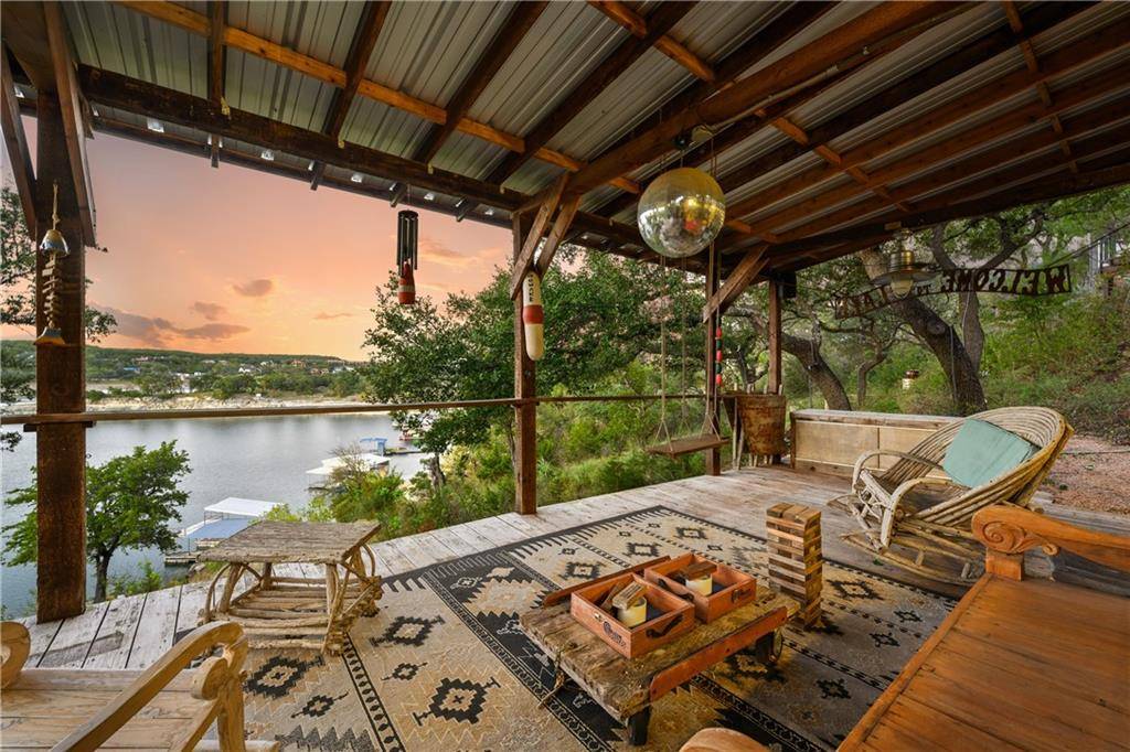 19745 Lakehurst LOOP, Spicewood, TX 78669