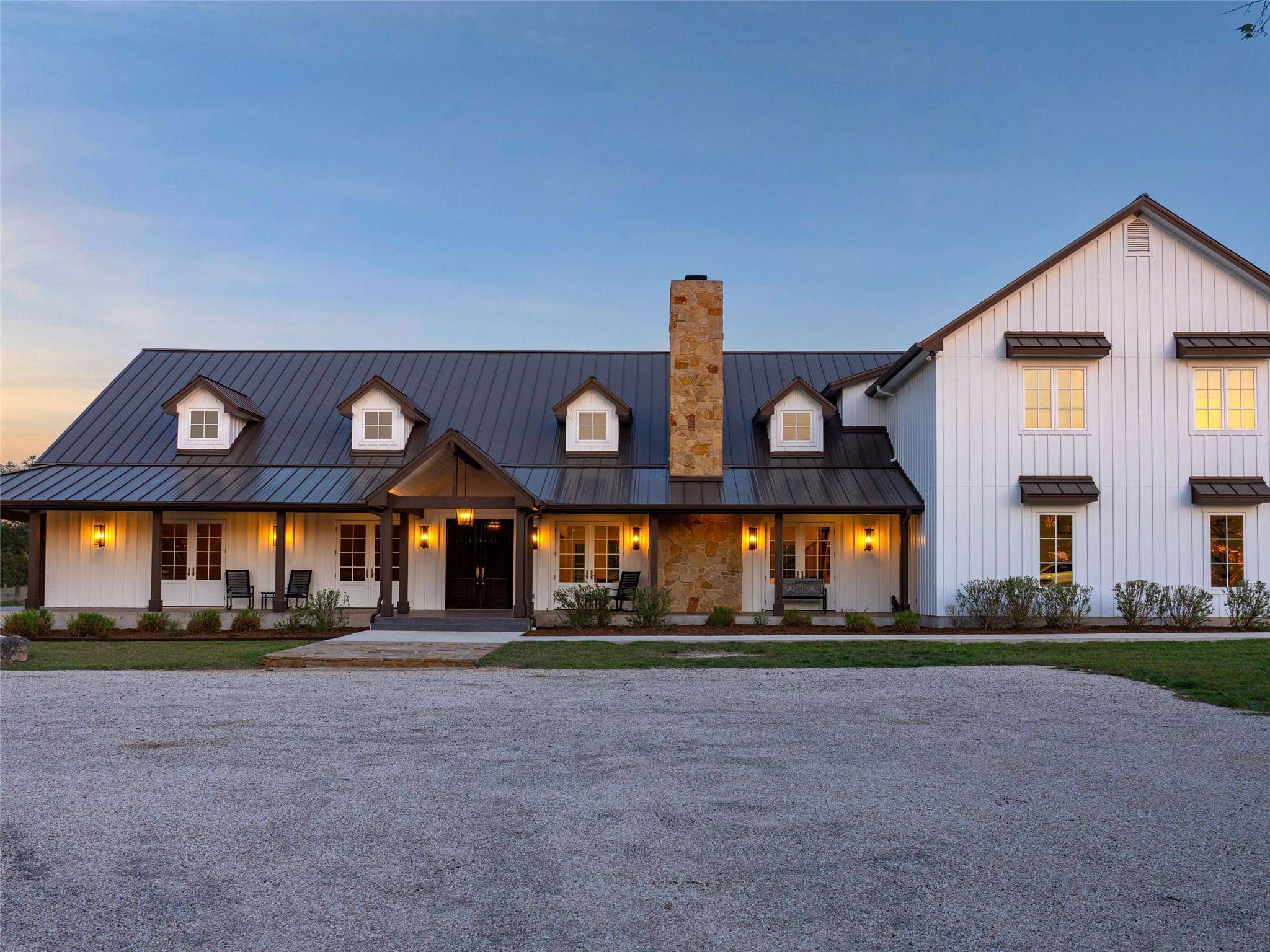 862 Grape Creek Road, Fredericksburg, TX 78624