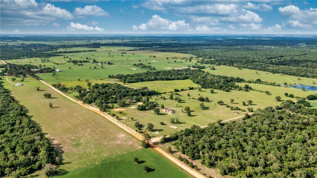 9737 County Road 353, Gause, TX 77857