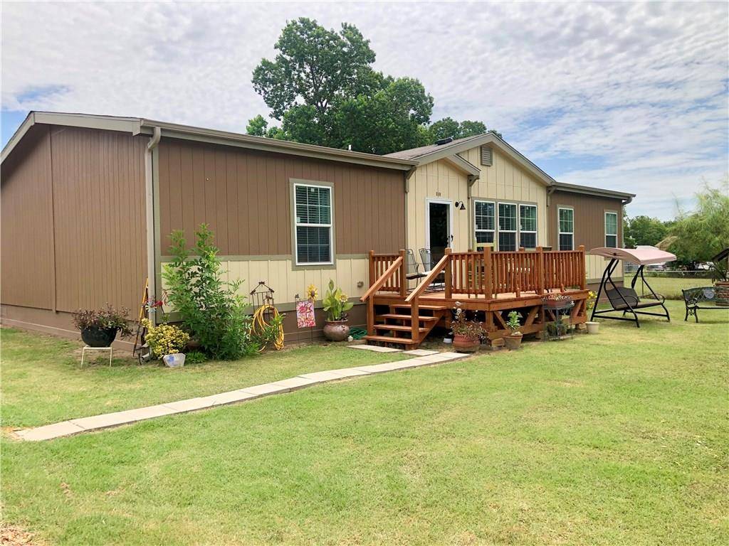 411 Avenue E, Lexington, TX 78947