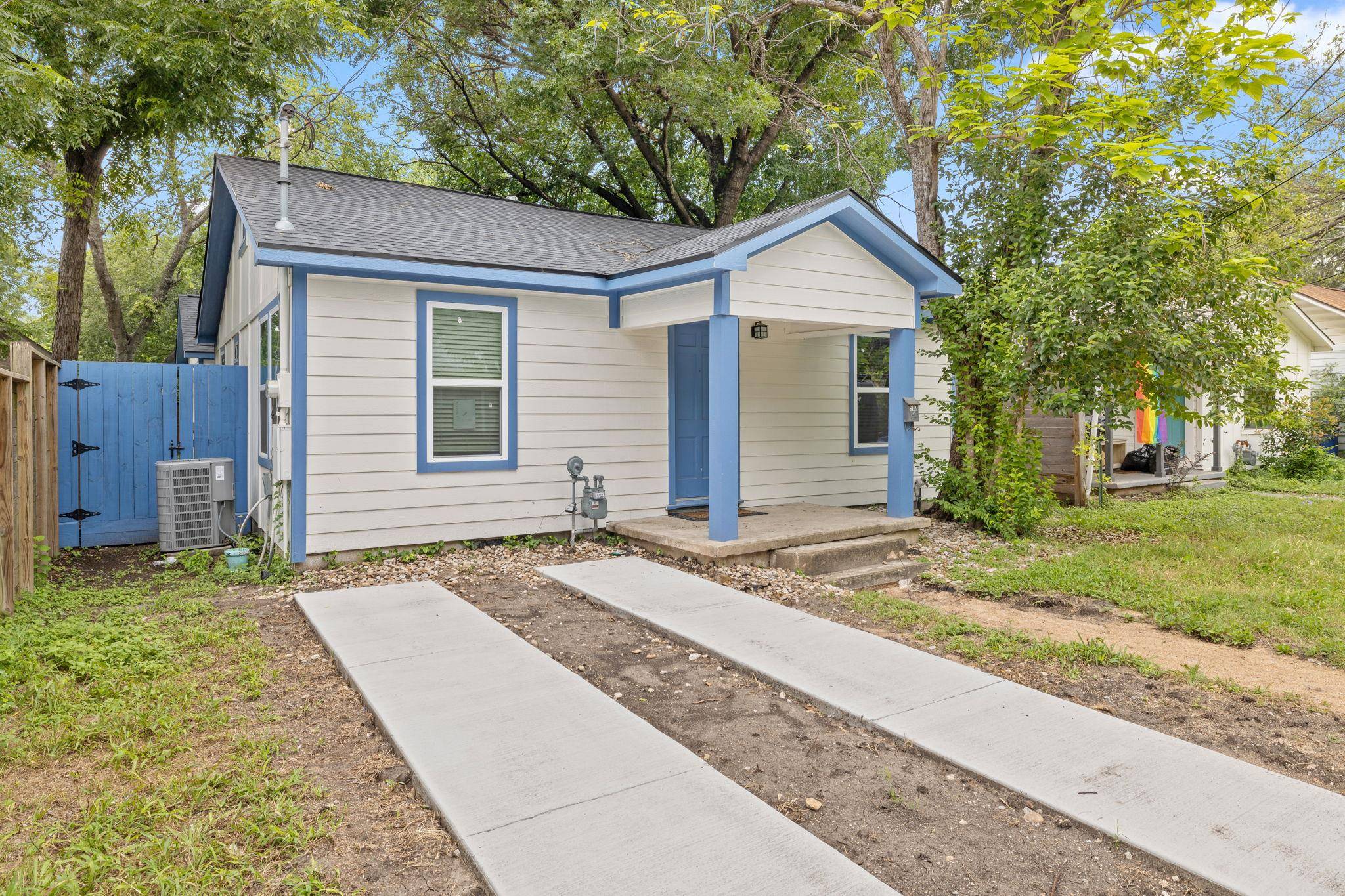 907 E 53rd ST, Austin, TX 78751