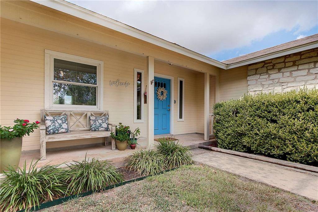 2102 Meadow Brook DR, Round Rock, TX 78664