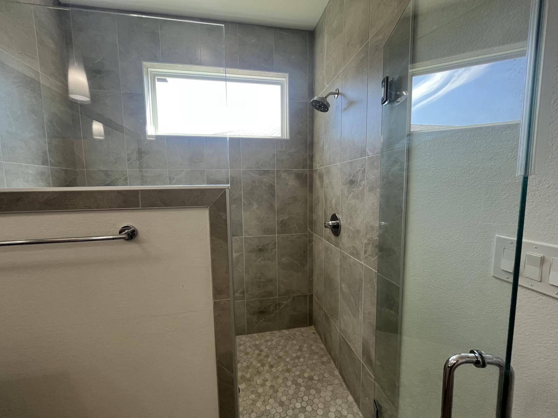 403 Summit Ridge DR N, Point Venture, TX 78645