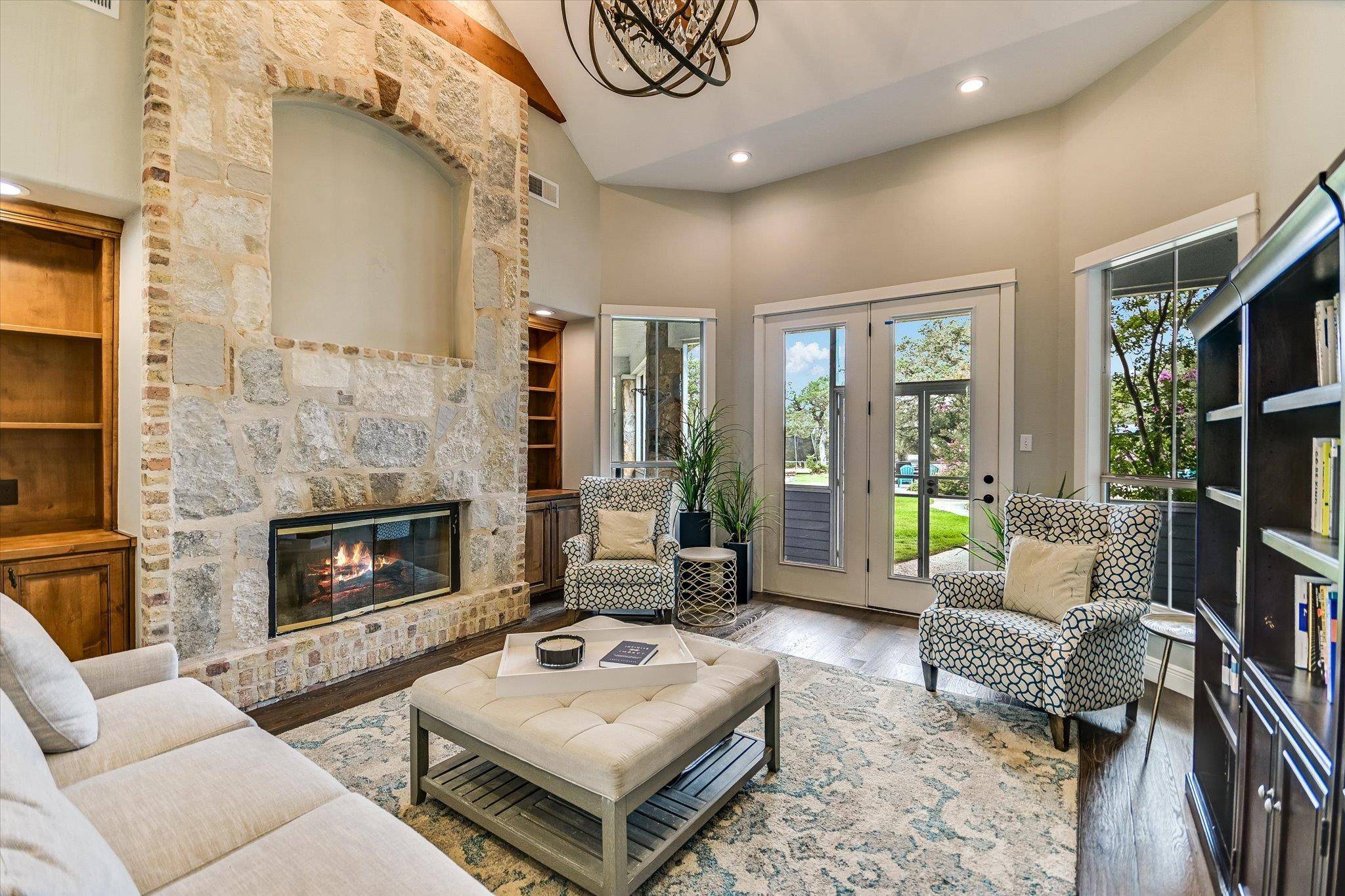 101 Sundance TRL, Dripping Springs, TX 78620