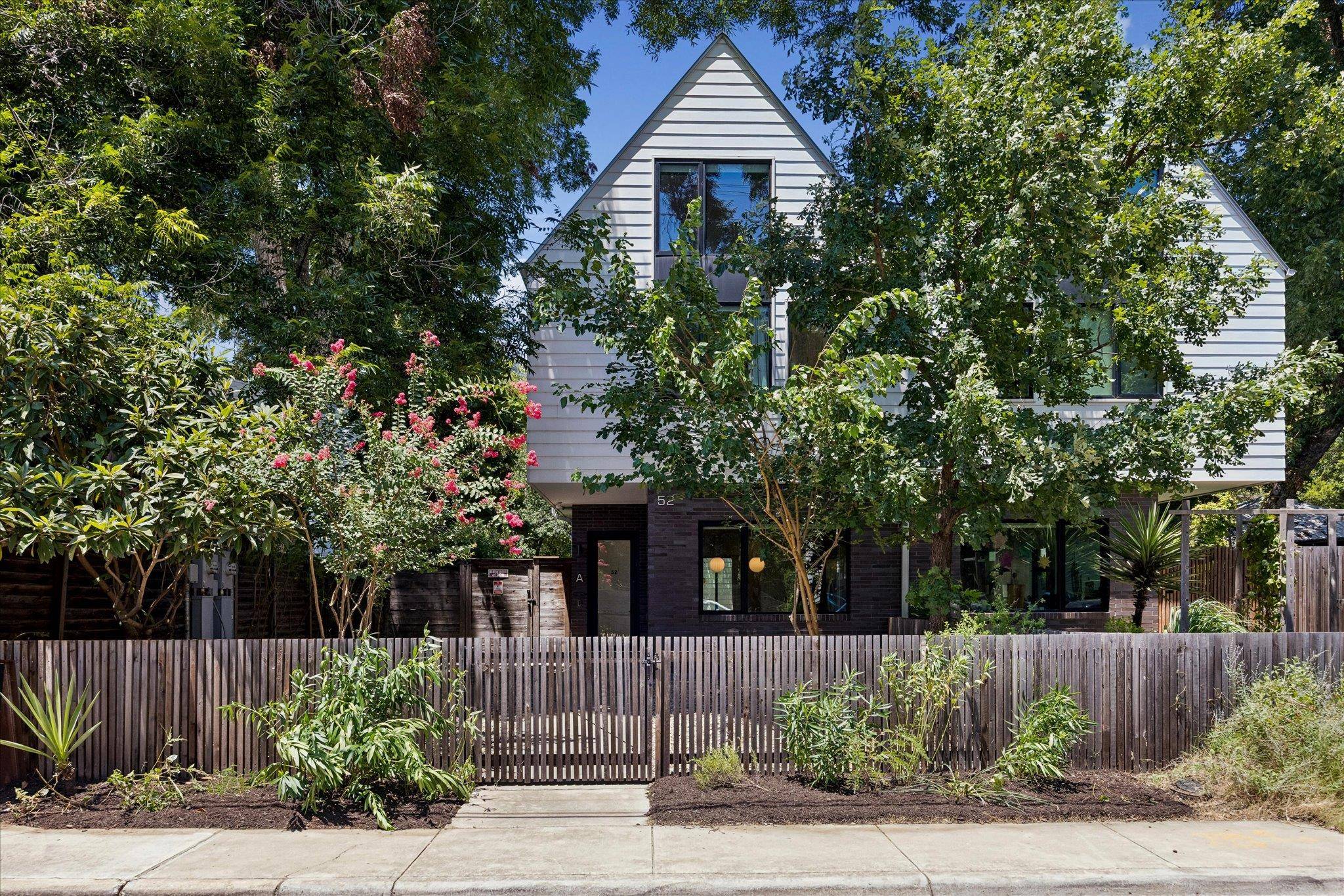 52 Waller ST #A, Austin, TX 78702