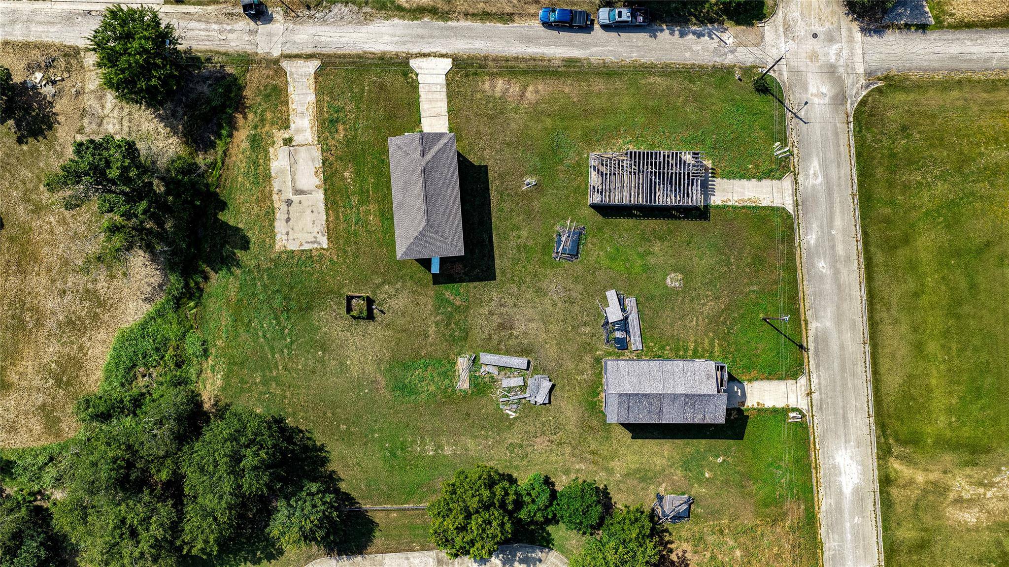 213 E 4th ST, Rockdale, TX 76567