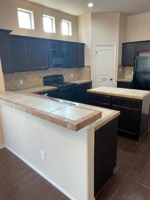 118 Creekside Villa DR, Kyle, TX 78640