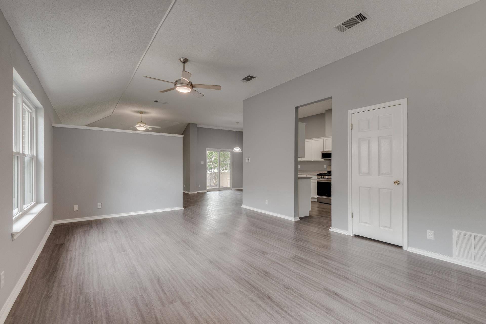 16809 Bailey Jean DR, Round Rock, TX 78681