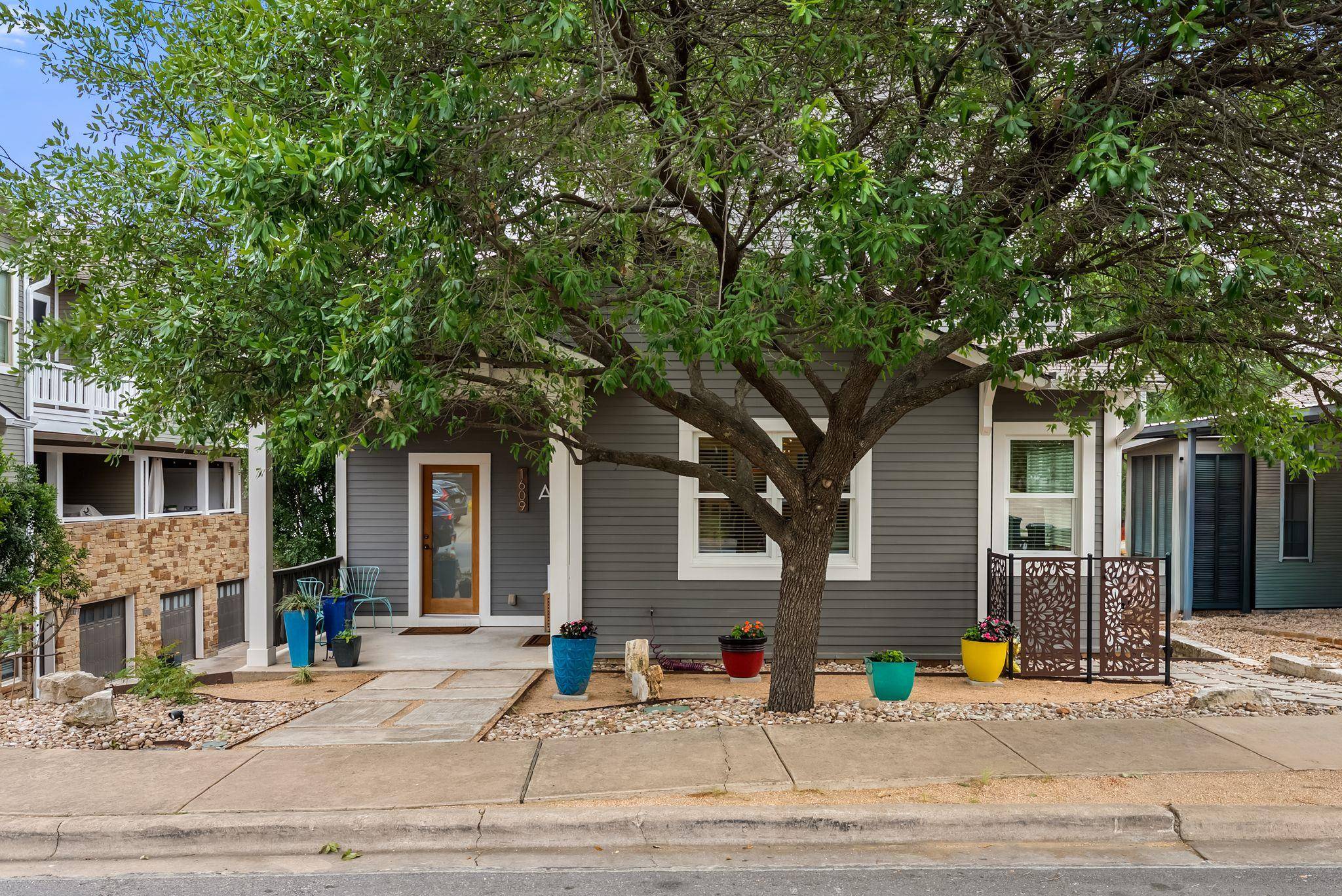 1609 W 8th ST #A, Austin, TX 78703