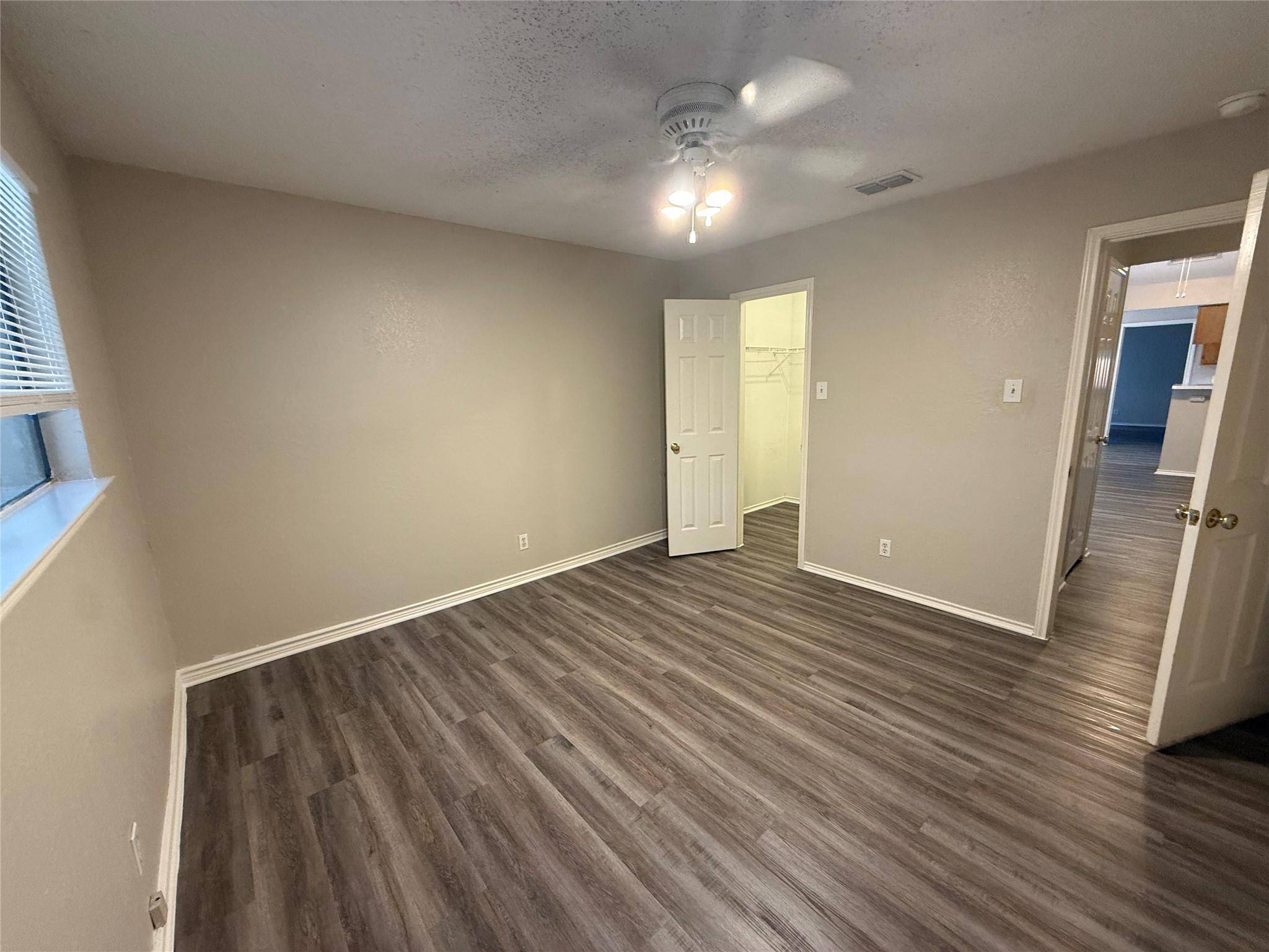 9313 Kempler DR #B, Austin, TX 78748