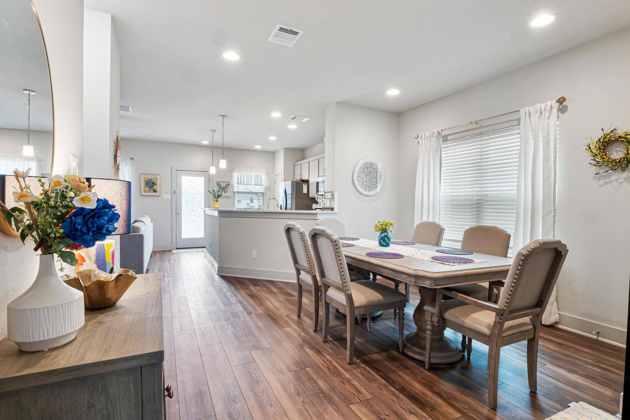2301 Local Rebel LOOP, Leander, TX 78641
