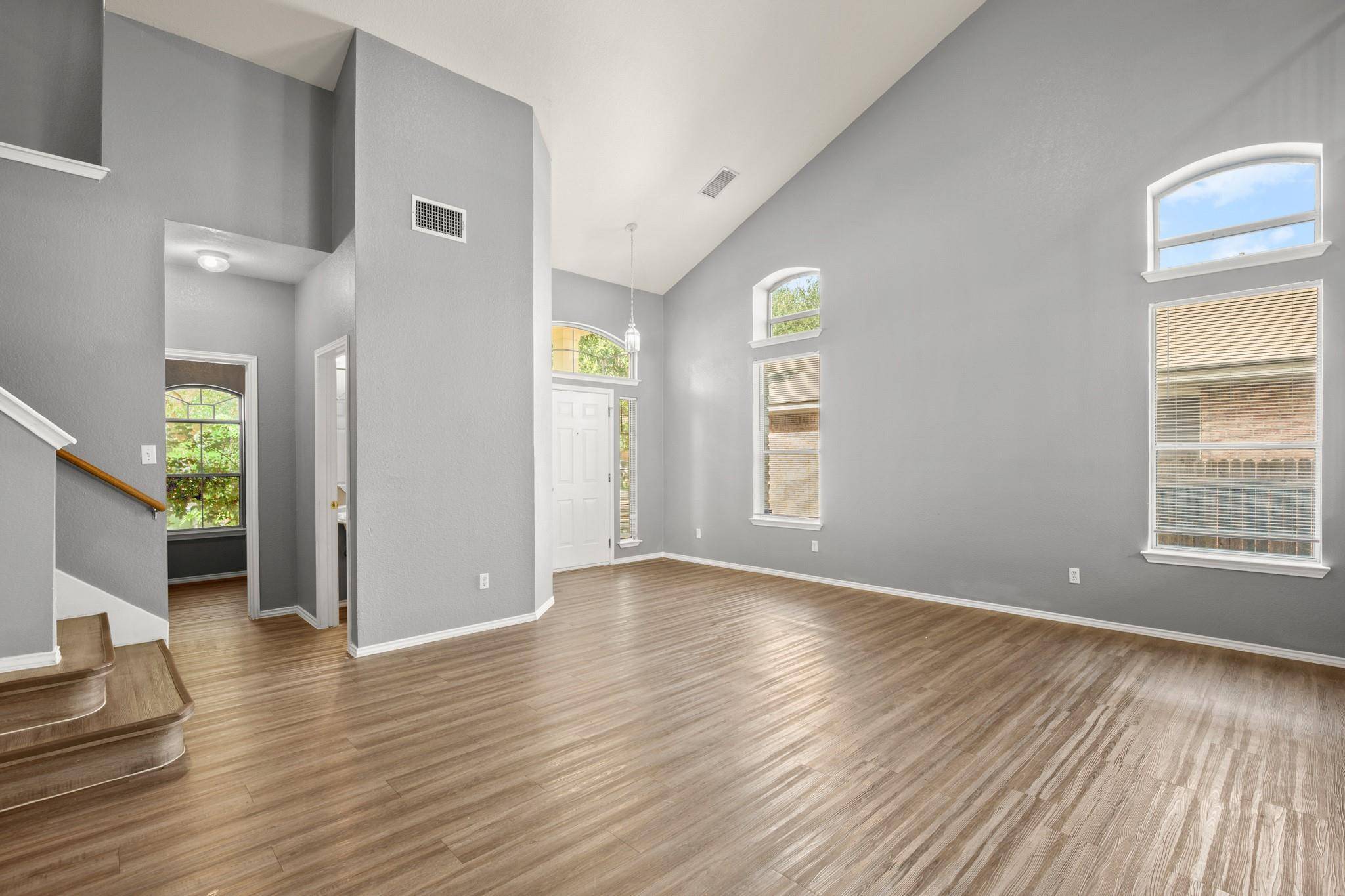 706 Johnny Bench CT, Round Rock, TX 78665
