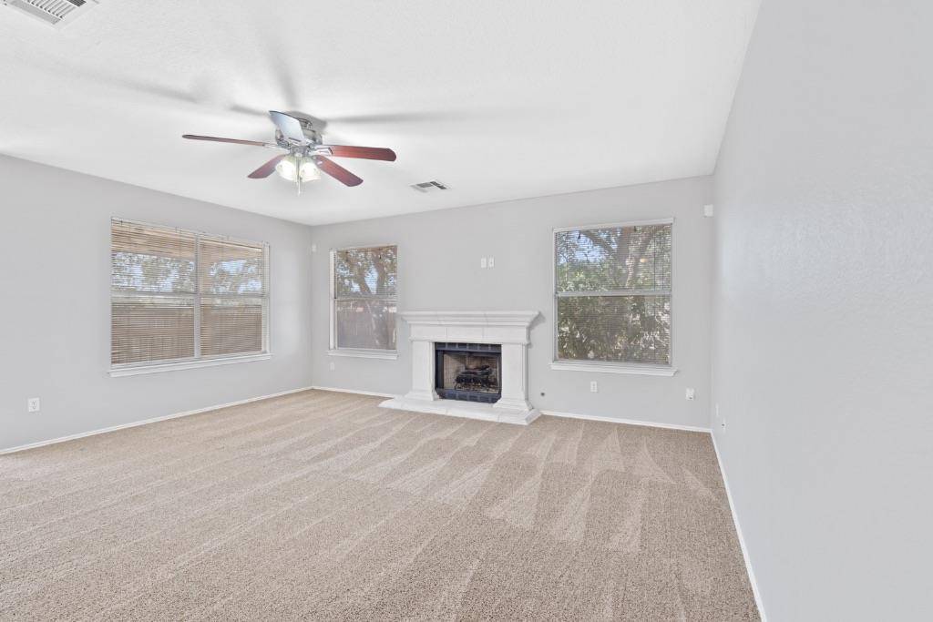 1514 Royce LN, Cedar Park, TX 78613