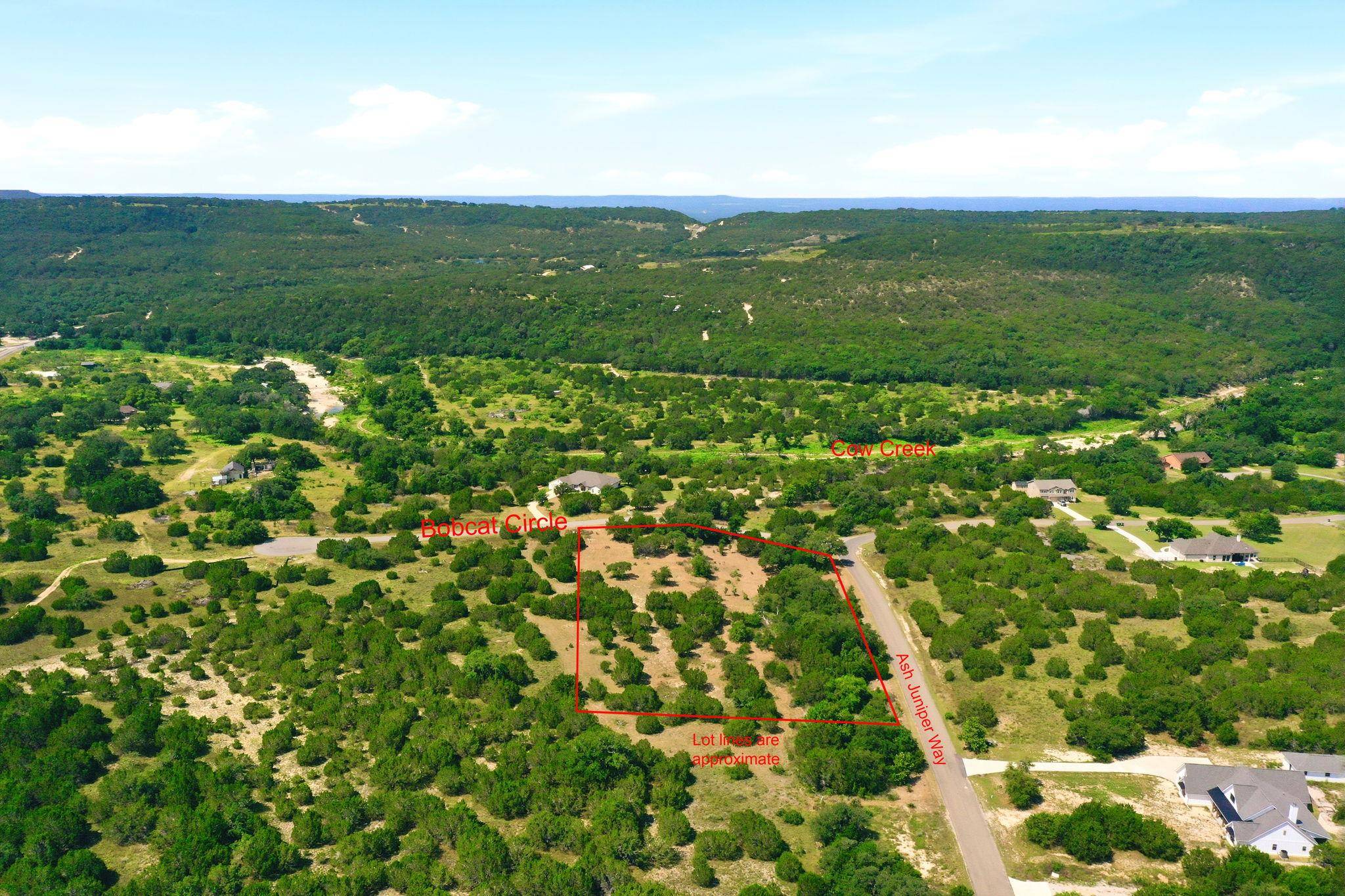 100 Bobcat CIR, Bertram, TX 78605