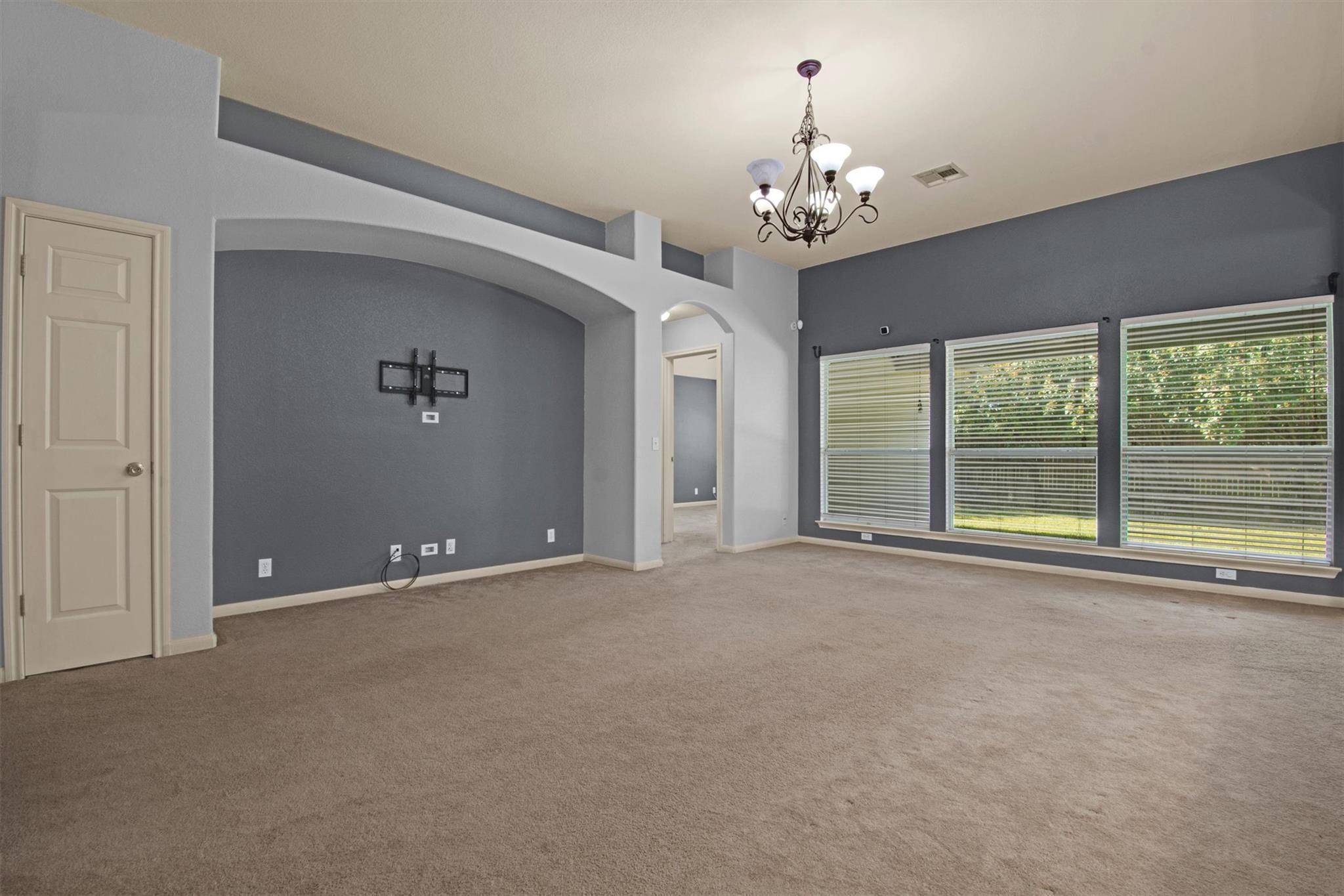 3300 Winding Shore LN, Pflugerville, TX 78660