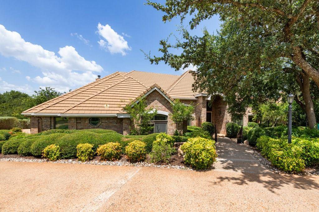 26014 Masters PKWY, Spicewood, TX 78669