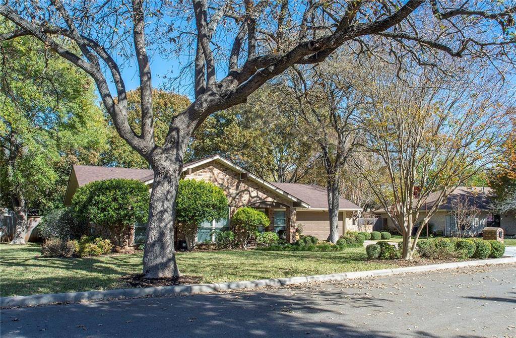 1903 Westwood LN, Georgetown, TX 78628