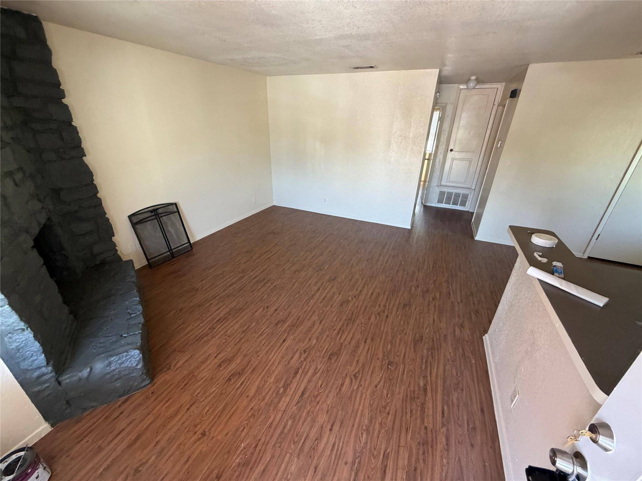 2203 Leah CV #D, Austin, TX 78748